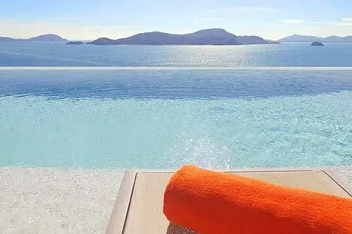 No agents, no agent fees and no double-bookings