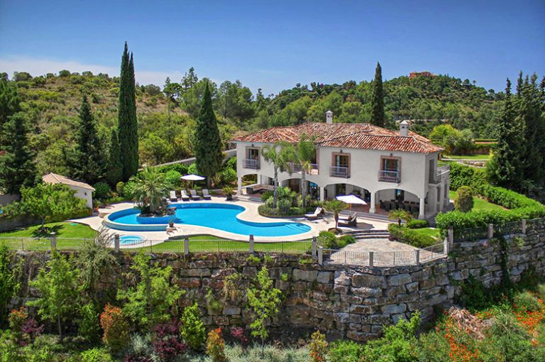 ULVR: Marbella Luxury Villas